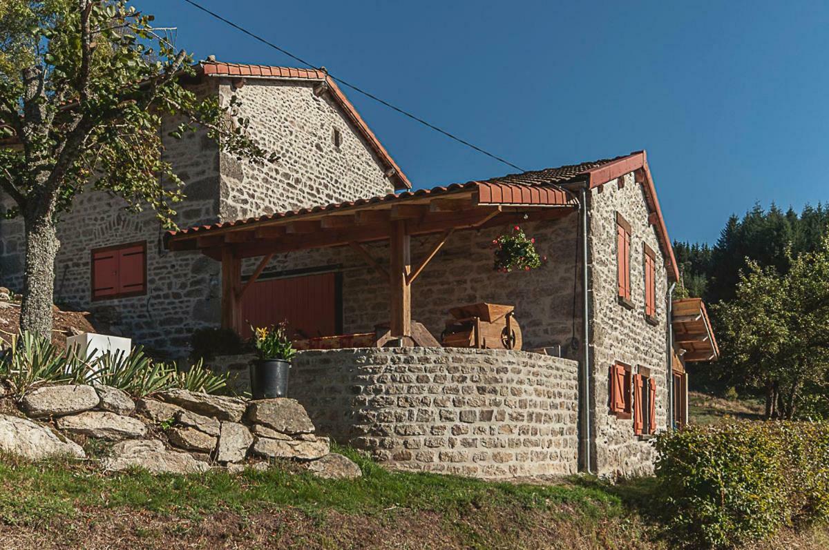 Gite " Oree Des Bois" Vertolaye Zewnętrze zdjęcie